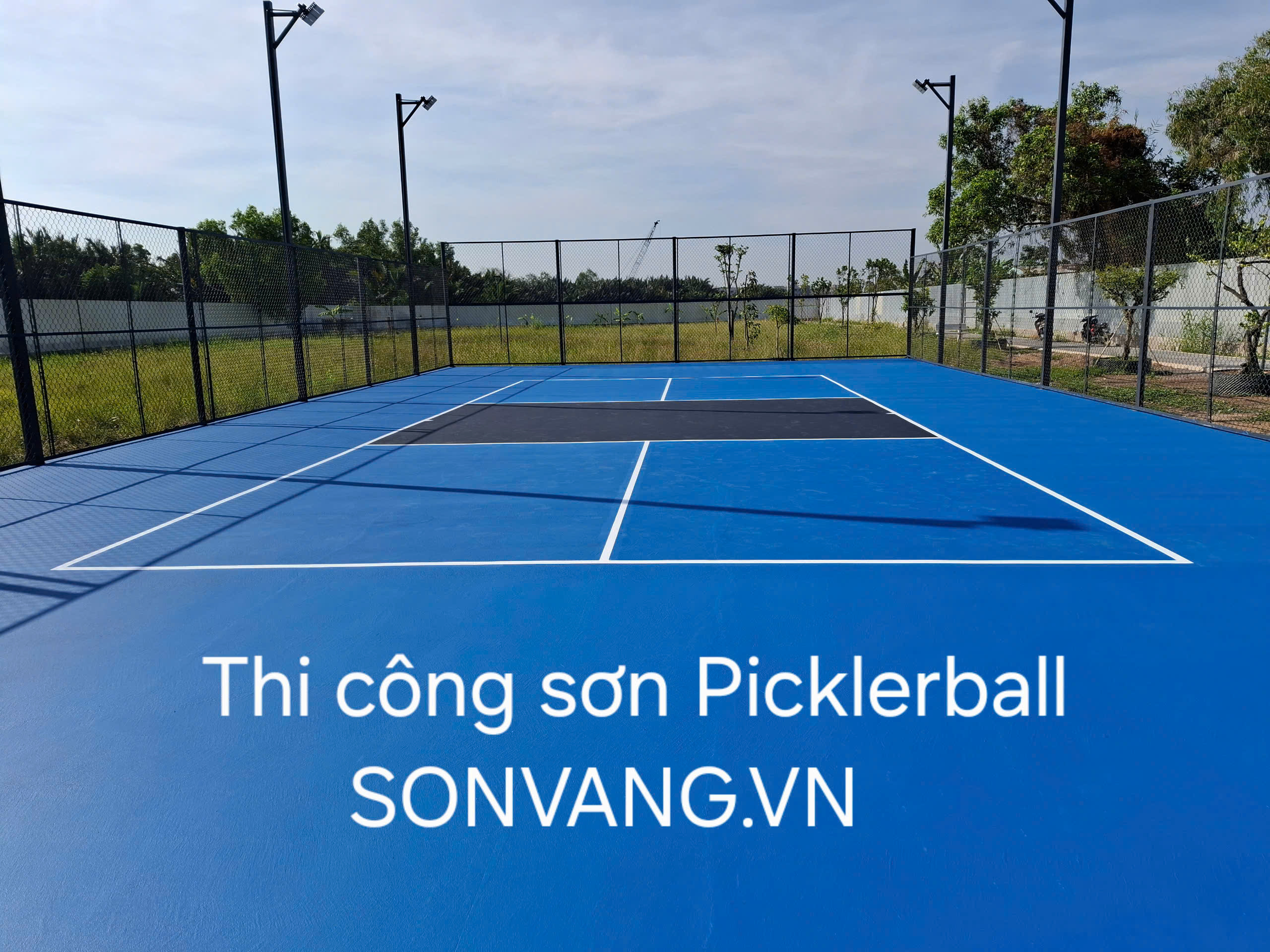 Cách Lựa Chọn Màu Sơn Sân Pickleball Phù Hợp Cho Nền Bê Tông